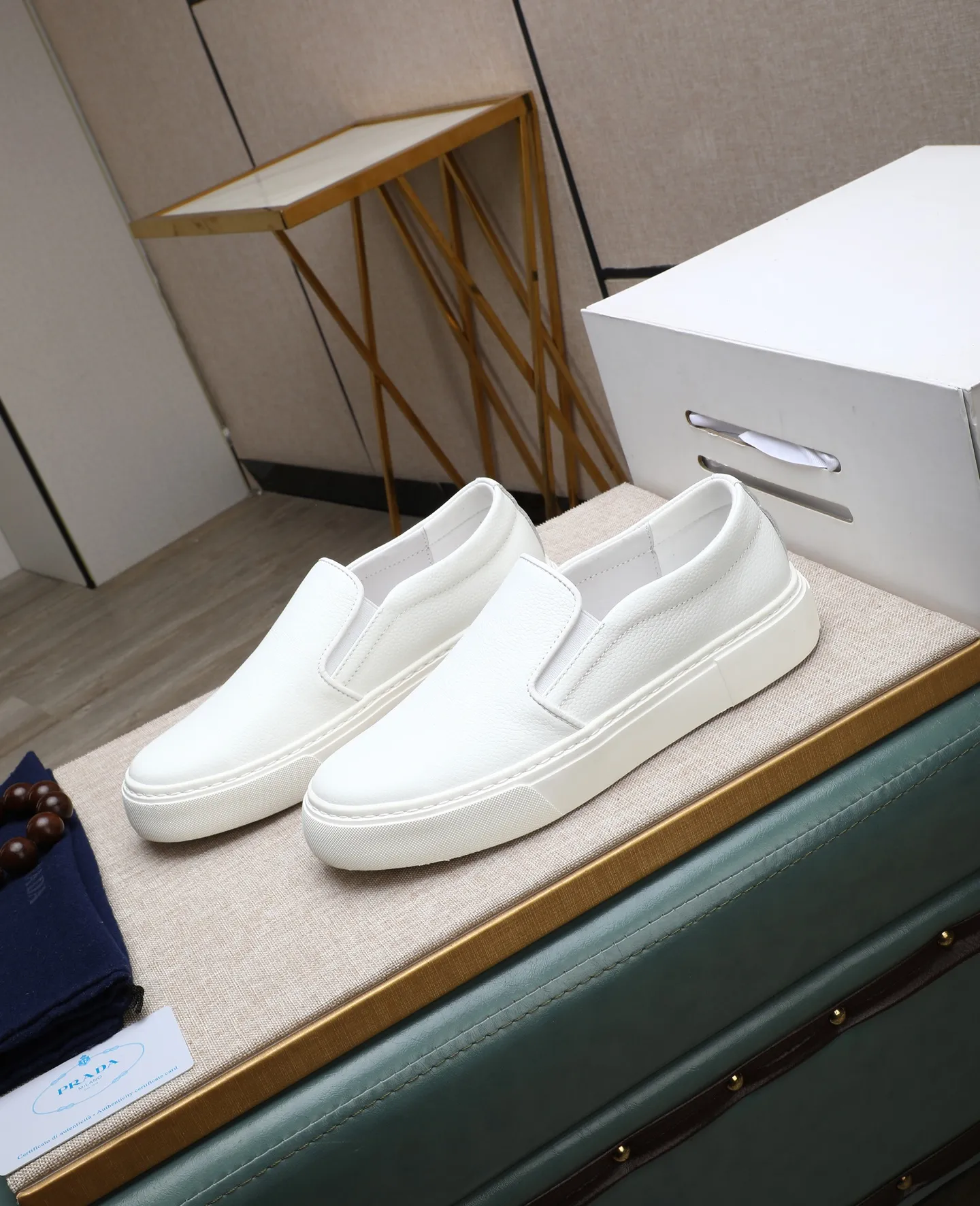 Men's men's shoes💰440🌹🌹[PRADA—Prada] latest model🙈original replica! 👟👟👟Available here. The workmanship is top-notch. The upper is made of Italian 🇮🇹Imported calfskin. ❗️Breathable genuine leather lining @Suitable for travel. The original version has an enlarged engraved sole, making it suitable for all kinds of travels, showing low-key luxury. Let quality speak for itself. Color: Size: 38-44